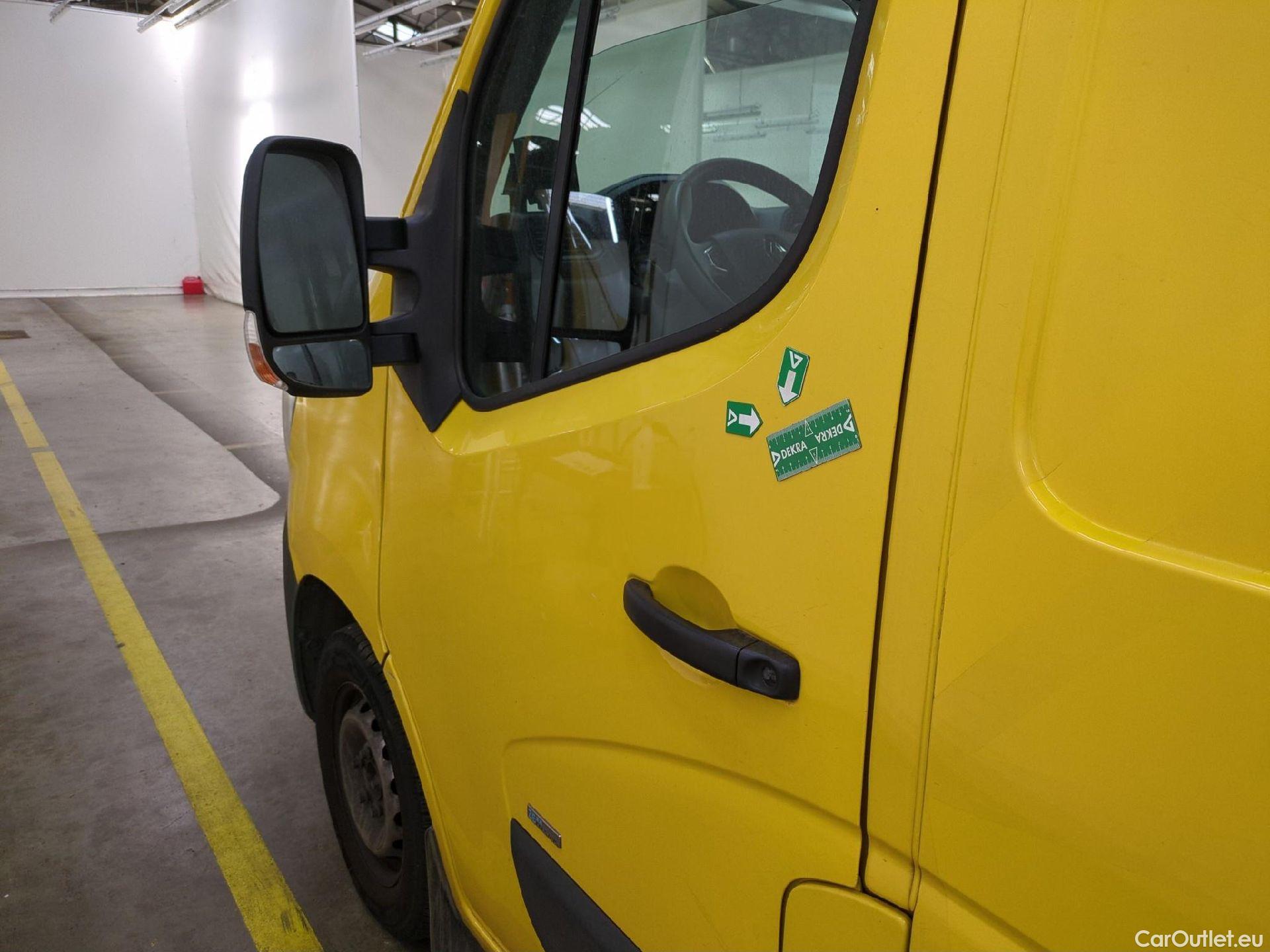  Renault  Master RENAULT  / 2019 / 4P / Fourgon tôlé FG Z.E.Tr CF F3100 L2H2 R75 AI - 19 #20