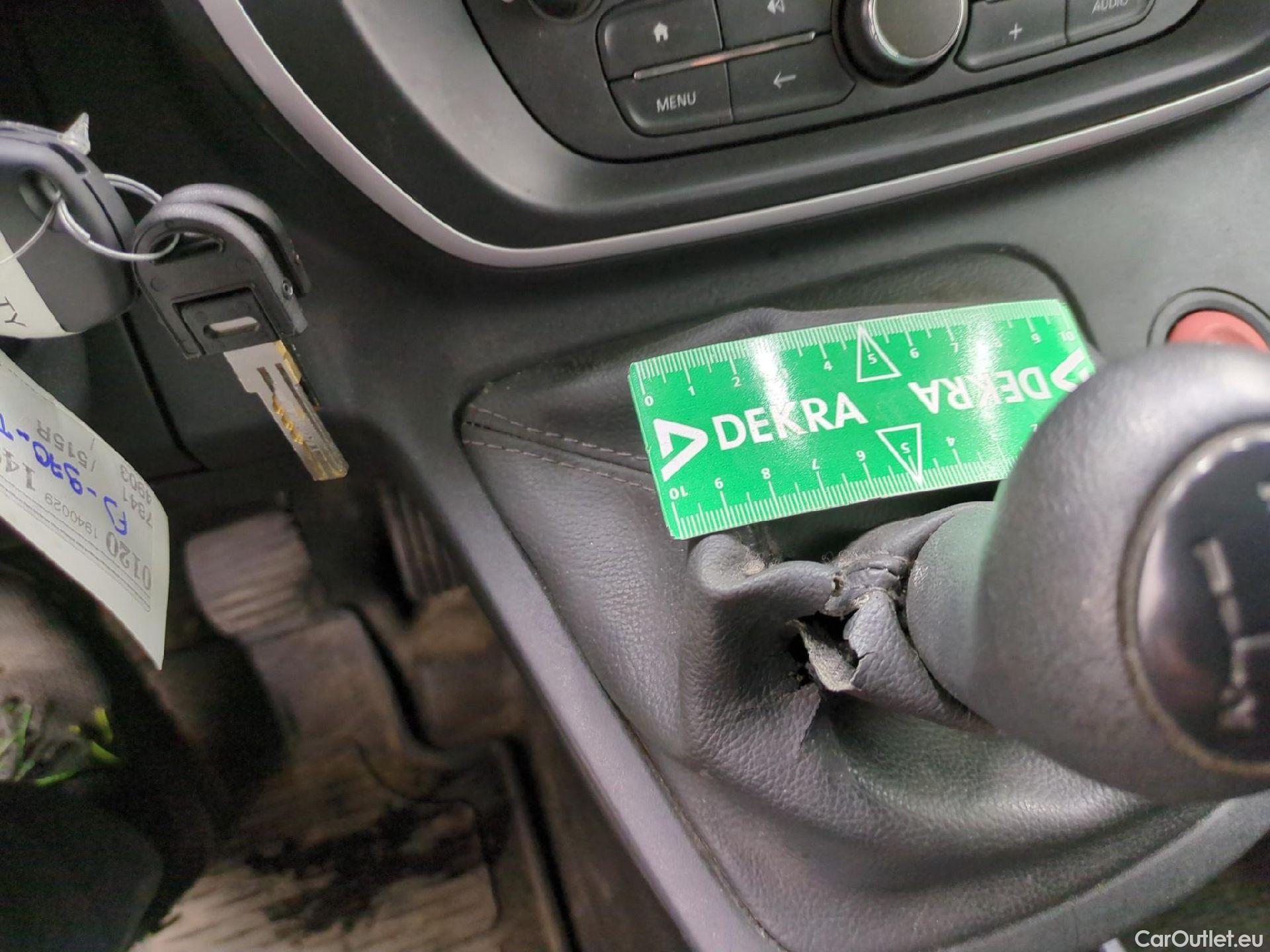  Renault  Kangoo  Express Maxi Extra (Série Spéciale) 1.5 dCi 90CV BVM5 E6 #4
