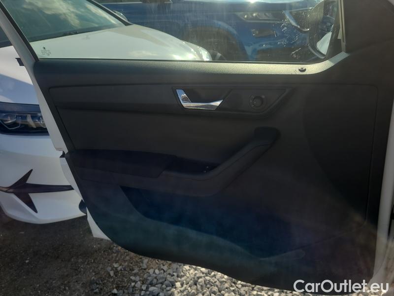  Skoda  Fabia  Combi (2015) Com.1.0TSI 70 Ambition 5d #13