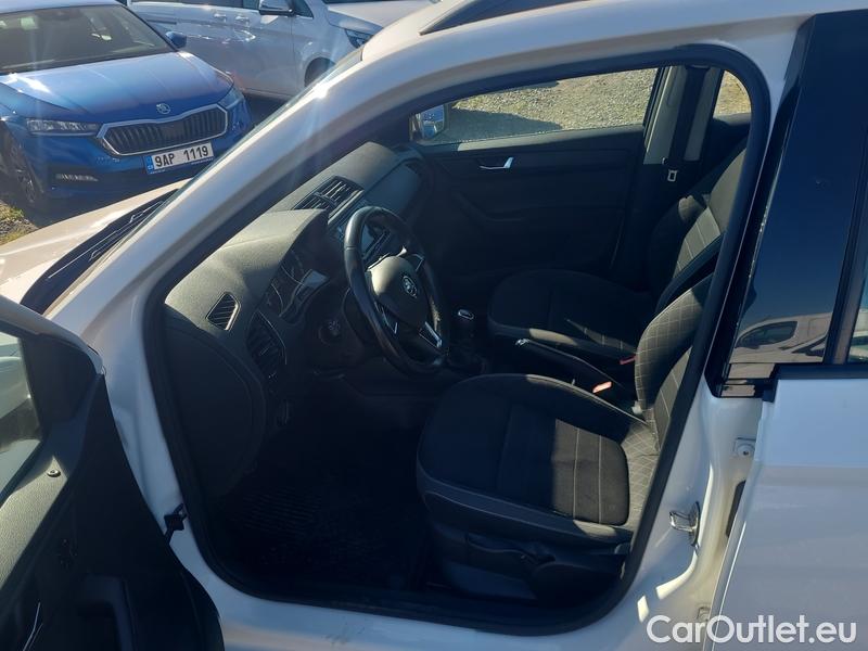  Skoda  Fabia  Combi (2015)  Com 1.0TSI 81 Ambition #22
