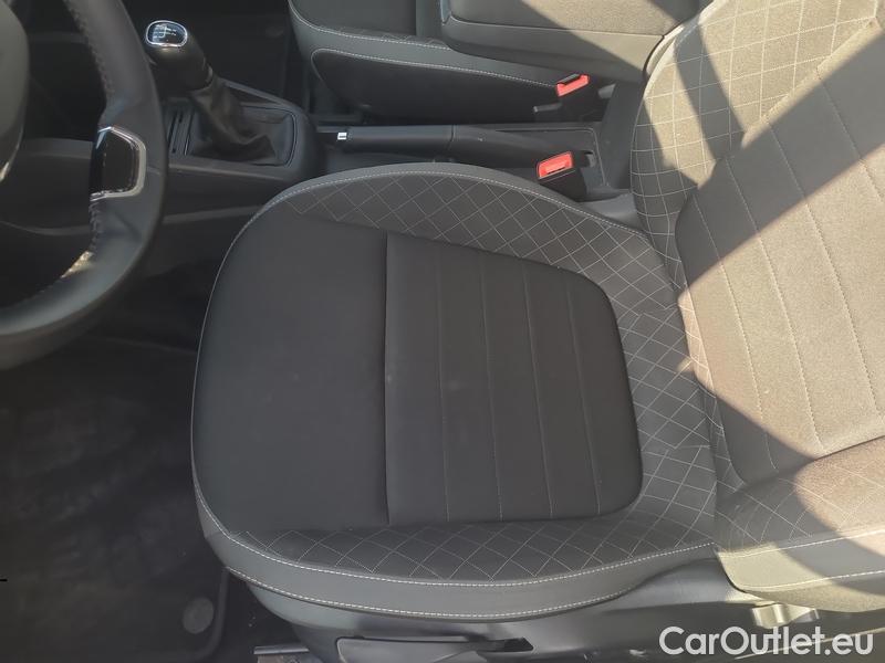  Skoda  Fabia  Combi (2015) Com.1.0TSI 70 Ambition 5d #11