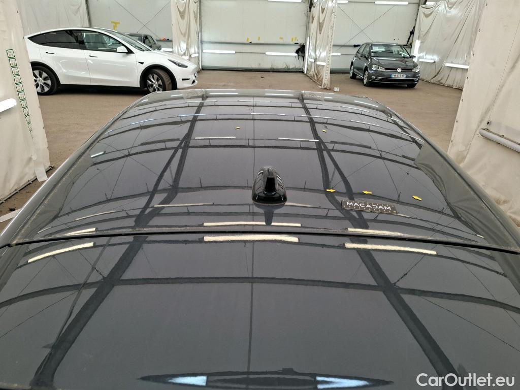  Volkswagen  Golf  VOLKSWAGEN / 2020 / 5P / Berline 1.5 eTSI OPF 130 DSG7 Life Busi #1