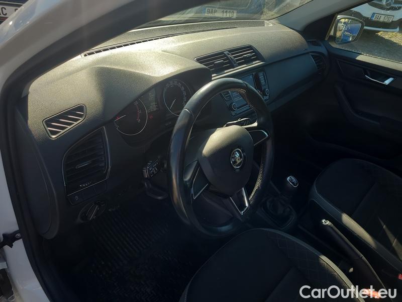  Skoda  Fabia  Combi (2015)  Com 1.0TSI 81 Ambition #18