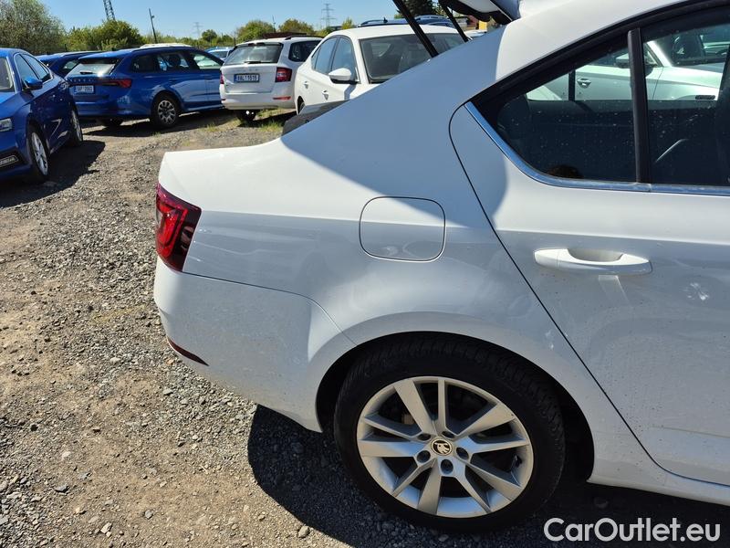  Skoda  Octavia  Lim.  (5E3)(03.2017->)  2.0TDI 110 Style AT #22