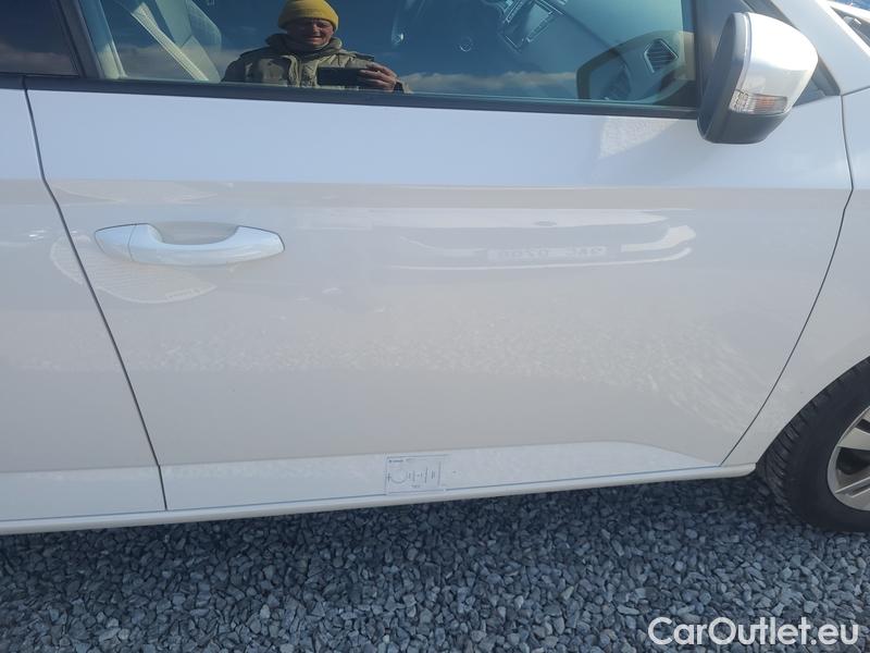  Skoda  Fabia  Combi (2015) Com.1.0TSI 70 Ambition 5d #7