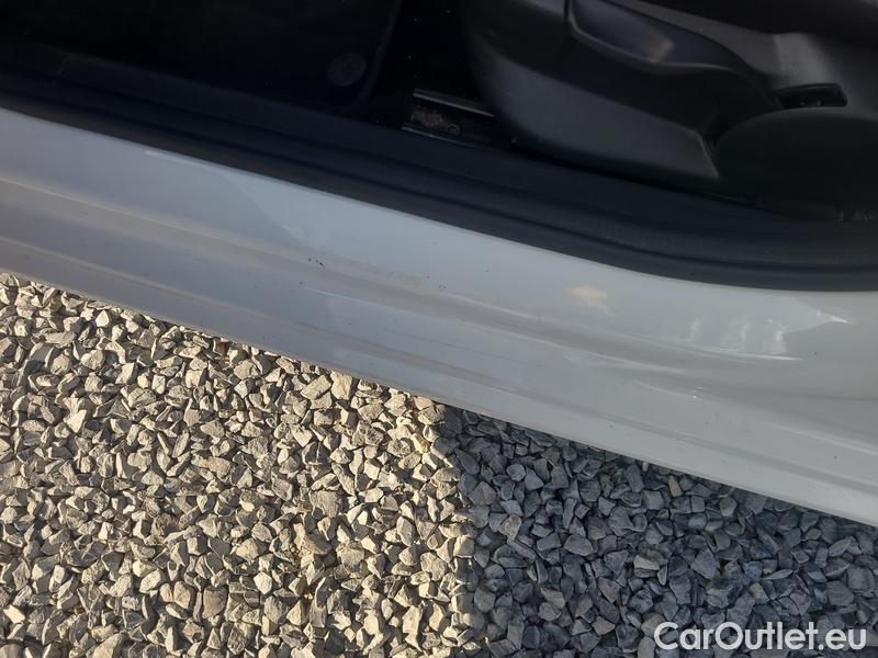  Skoda  Fabia  Combi (2015) Com.1.0TSI 70 Ambition 5d #3