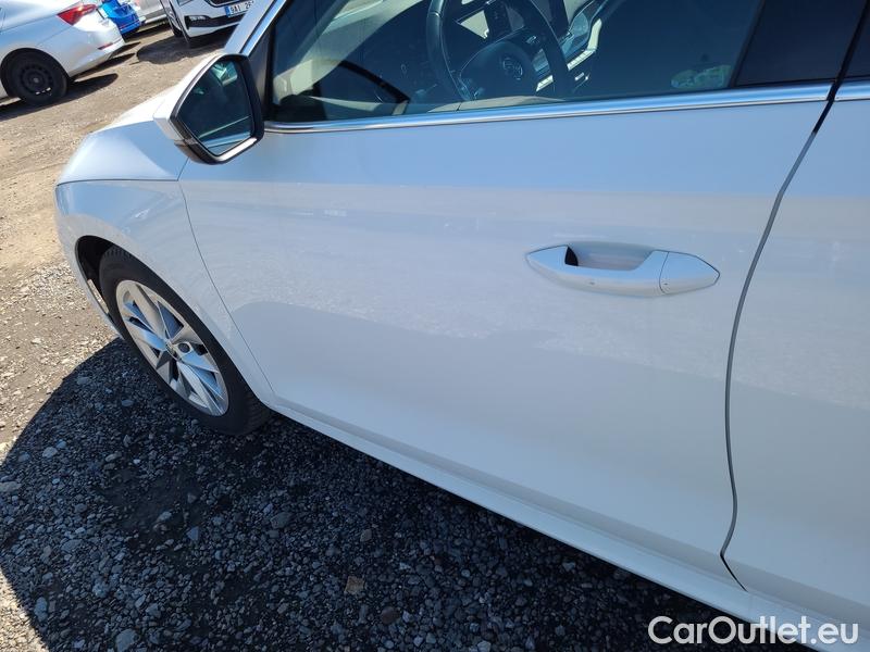  Skoda  Octavia  Combi (NX3)(2020) Oct.C.2.0TDI 110 4x4 Style AT #5