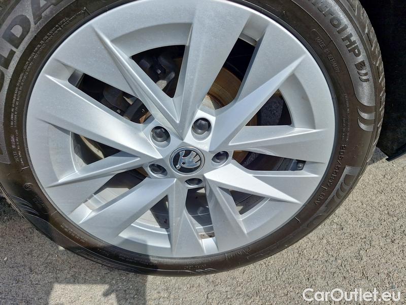  Skoda  Octavia  Combi (NX3)(2020) Oct.Combi 2.0TDI 110 Style #8