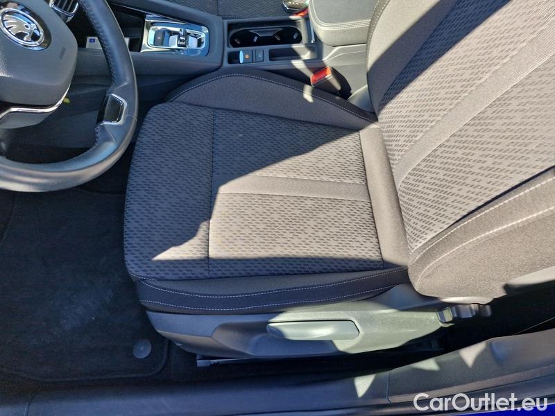  Skoda  Octavia  Lim. (NX3)(2020)  2.0TDI 85 Style AT #6