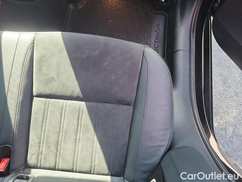  Skoda  Octavia  Combi  (5E5)(03.2017->) OctCom 2.0TSI 140 L&K 4x4 AT #19
