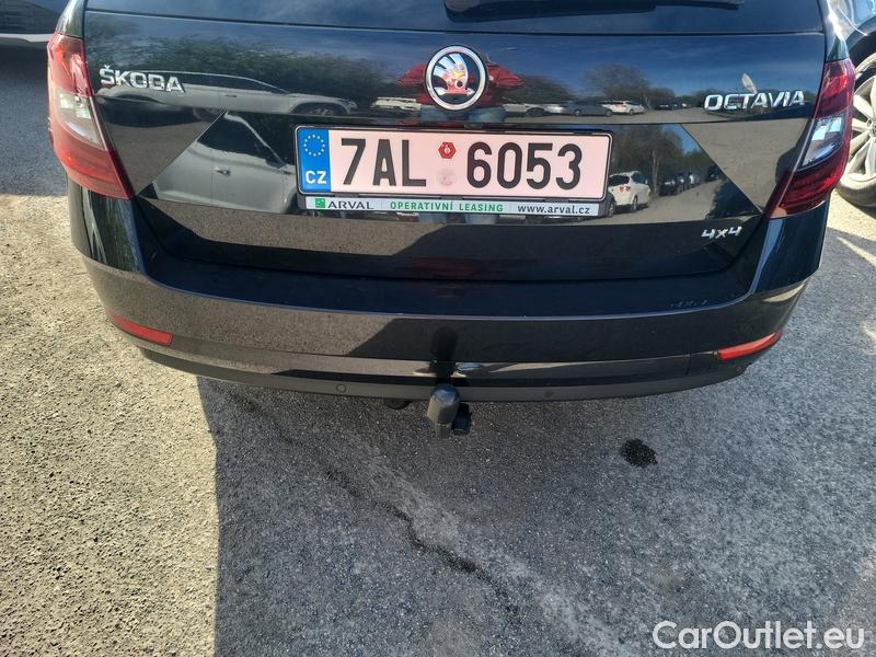  Skoda  Octavia  Combi  (5E5)(03.2017->) OctCom 2.0TSI 140 L&K 4x4 AT #12