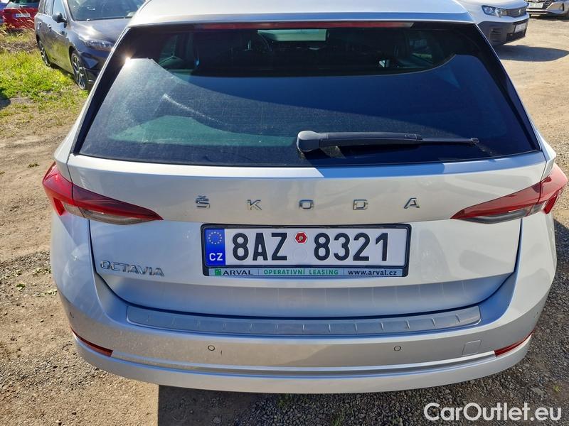  Skoda  Octavia  Combi (NX3)(2020) Oct.Combi 2.0TDI 110 Style AT #24
