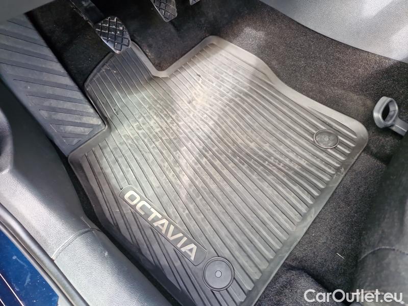  Skoda  Octavia  Combi (NX3)(2020) Oct.Combi 2.0TDI 110 Style #15