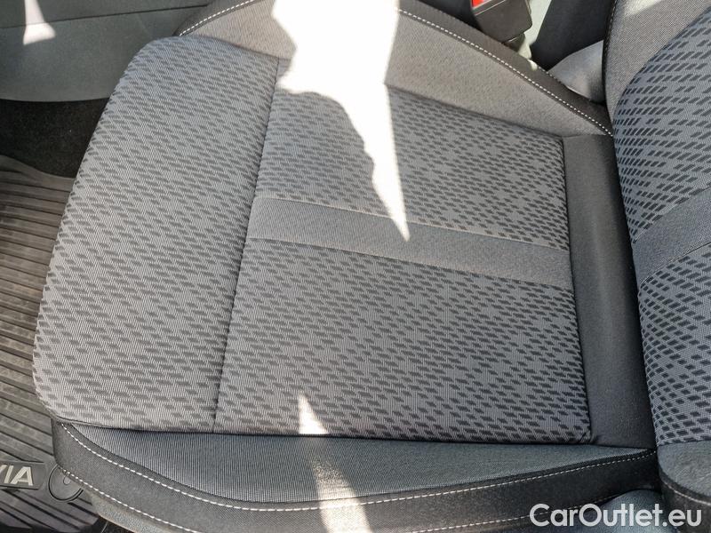  Skoda  Octavia  Combi (NX3)(2020) Oct.Combi 2.0TDI 110 Style #11
