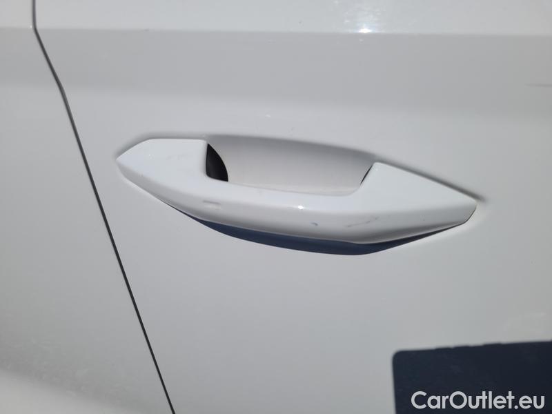  Skoda  Octavia  Combi (NX3)(2020) Oct.C.2.0TDI 110 4x4 Style AT #14