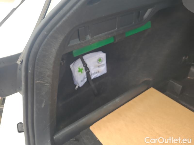  Skoda  Octavia  Combi (NX3)(2020) Oct.Co1.5TSI CNG 130 Ambition #10