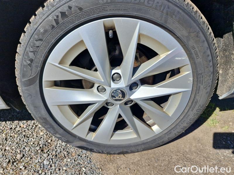  Skoda  Octavia  Combi (NX3)(2020) Oct.Combi 2.0TDI 110 Style AT #15