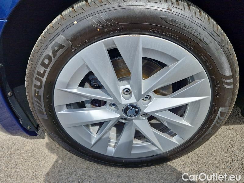  Skoda  Octavia  Combi (NX3)(2020) Oct.Combi 2.0TDI 110 Style #3