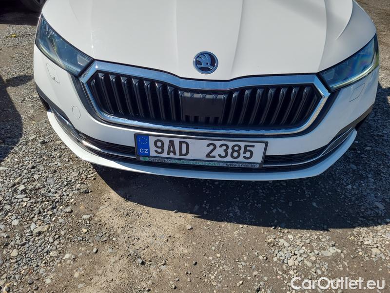  Skoda  Octavia  Combi (NX3)(2020) Oct.C.2.0TDI 110 4x4 Style AT #2