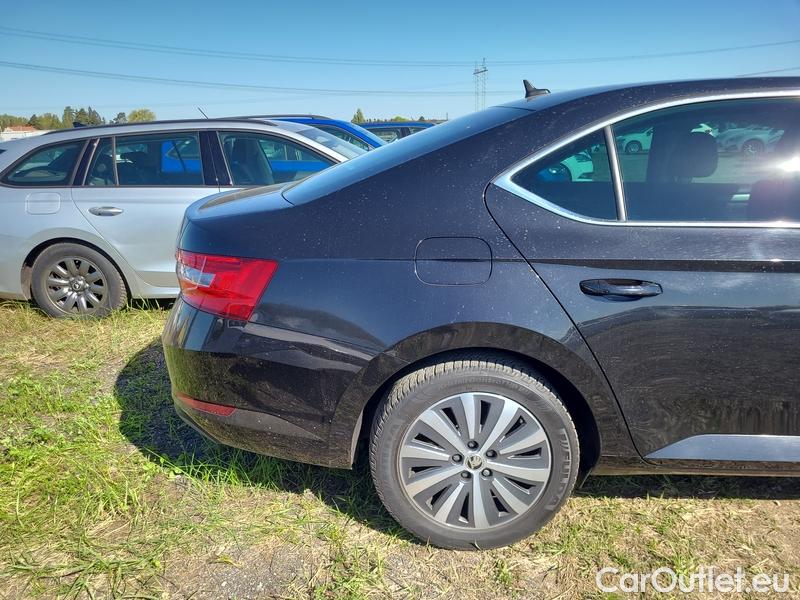  Skoda  Superb  2 (2008) Supe.FL2.0TDI 110 Style AT #10