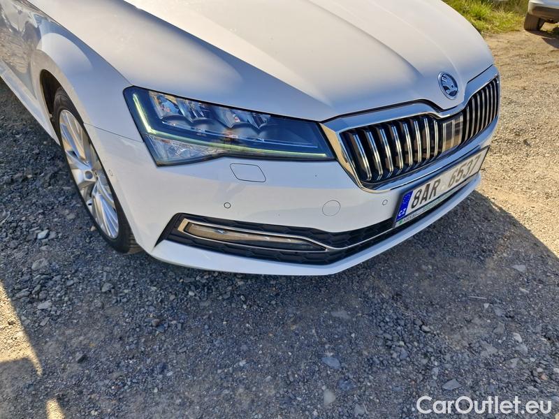  Skoda  Superb  Combi (3V5)(2015) Su.C.2.0TDI 147 4x4 Style Aut #4