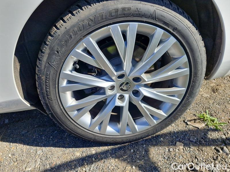 Skoda  Superb  Combi (3V5)(2015) Su.C.2.0TDI 147 4x4 Style Aut #18