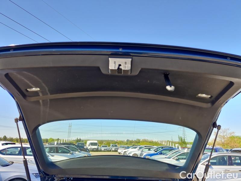 Skoda  Superb  Combi (3V5)(2015) Su.C.2.0TDI 147 4x4 Style Aut #17
