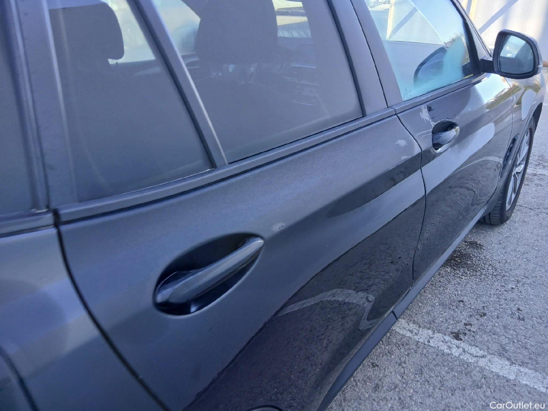  Bmw  X3 BMW  / 2017 / 5P / todoterreno xDrive20d (AC2) #28