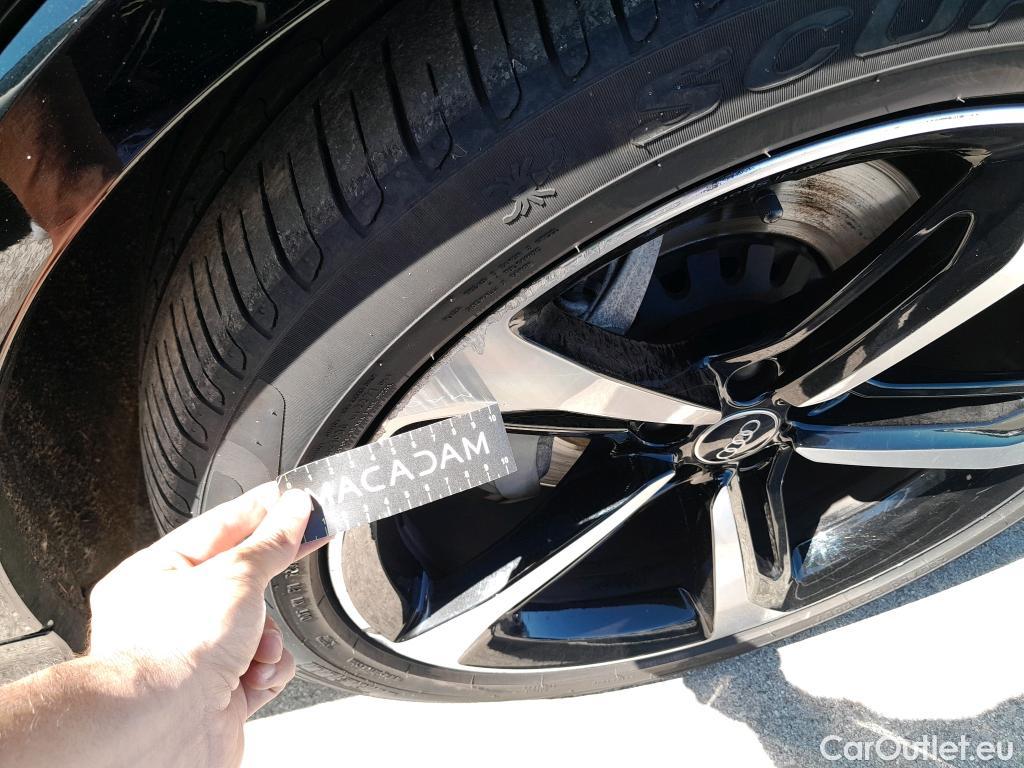  Audi  Q7 AUDI  / 2019 / 5P / todoterreno S line 45 TDI 170kW (232CV) quat. tip. #10