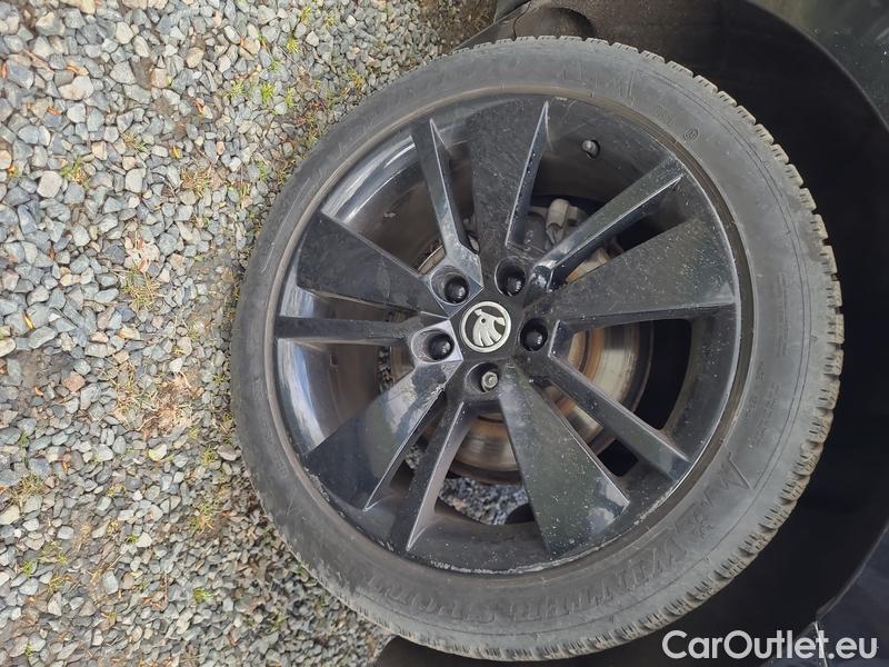  Skoda  Superb  2 (2008) Supe.FL2.0TDI 140 SLine 4x4 AT #6