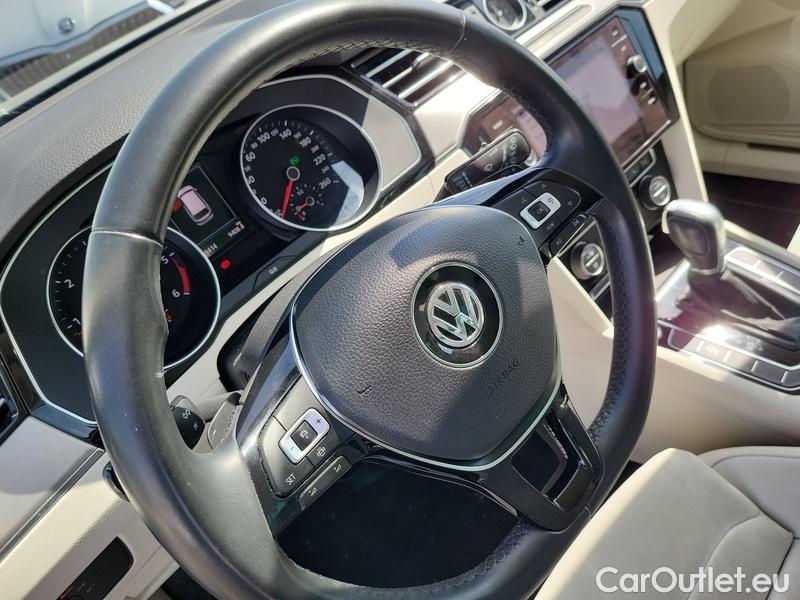  Volkswagen  Passat  Variant (CB5) (2019) Pas.Var.2.0TDI 110 HL AT #3