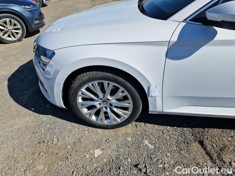  Skoda  Superb  Combi (3V5)(2015) Su.C.2.0TDI 147 4x4 Style Aut #7