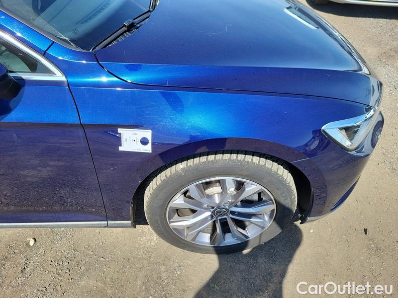  Volkswagen  Passat  Variant (CB5) (2019) Pas.Var.2.0TDI 110 HL AT #32