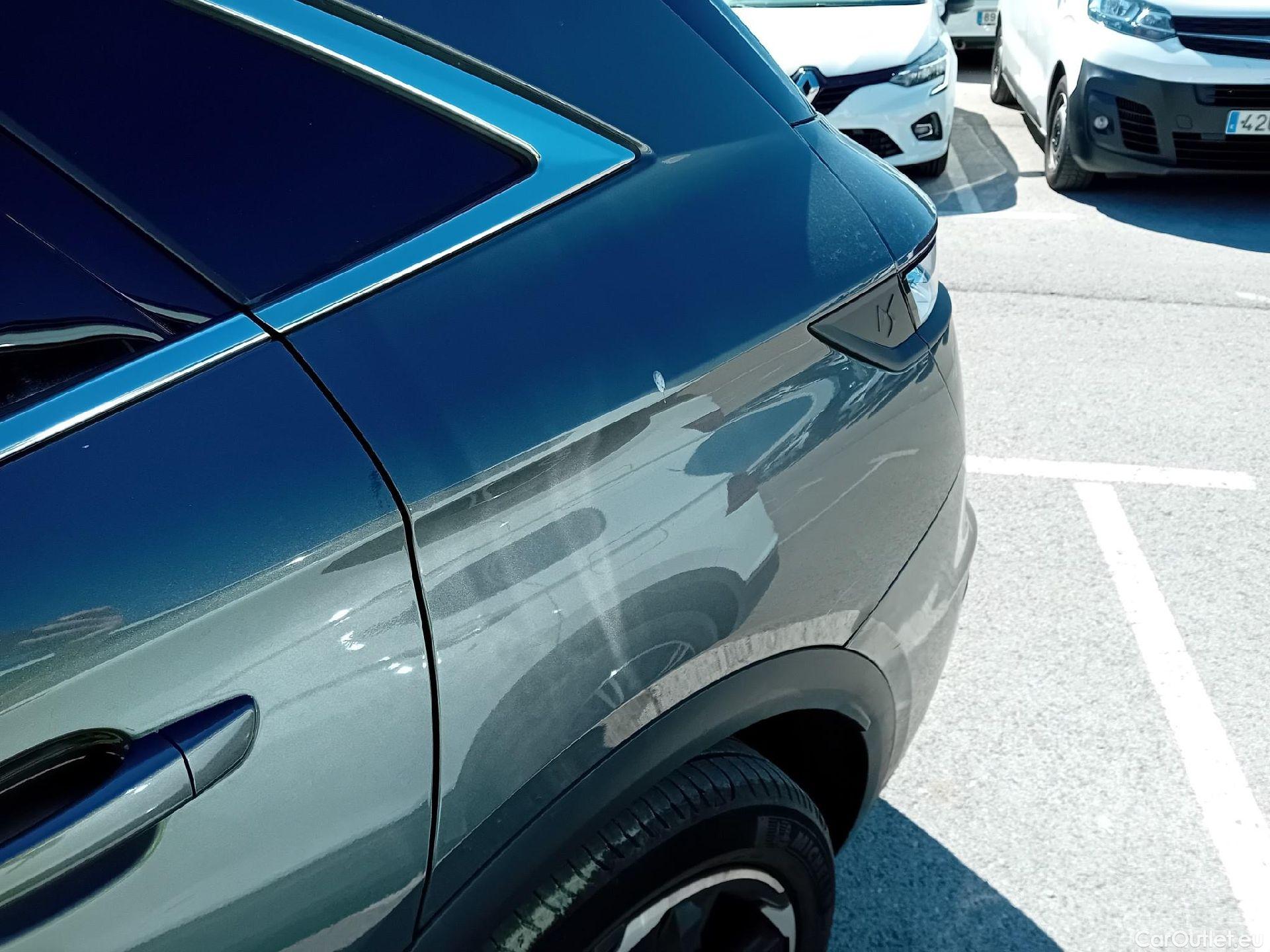  DS  DS7 DS DS 7 Crossback / 2017 / 5P / todoterreno BlueHDi DE 96kW (130CV) AT. PERF.LINE #7