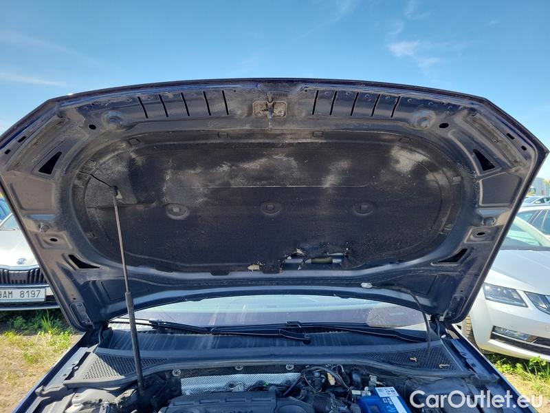  Volkswagen  Passat  Variant (CB5) (2019) Pas.Var.2.0TDI 110 HL AT #27