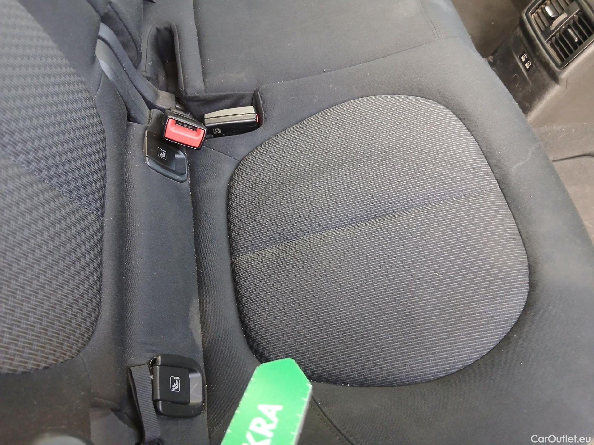  Bmw  X1 BMW  / 2019 / 5P / todoterreno sDrive18dA Corporate #19