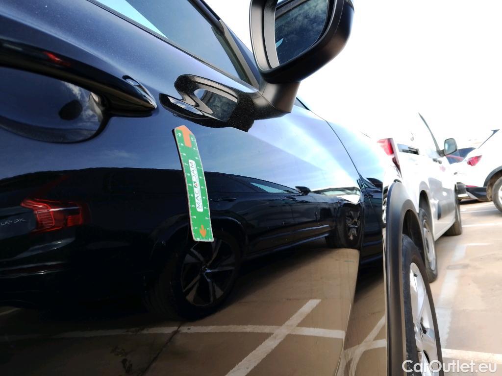  Nissan  Juke NISSAN  / 2019 / 5P / crossover DIG-T 84 kW (114 CV) 6M/T N-Connecta #18