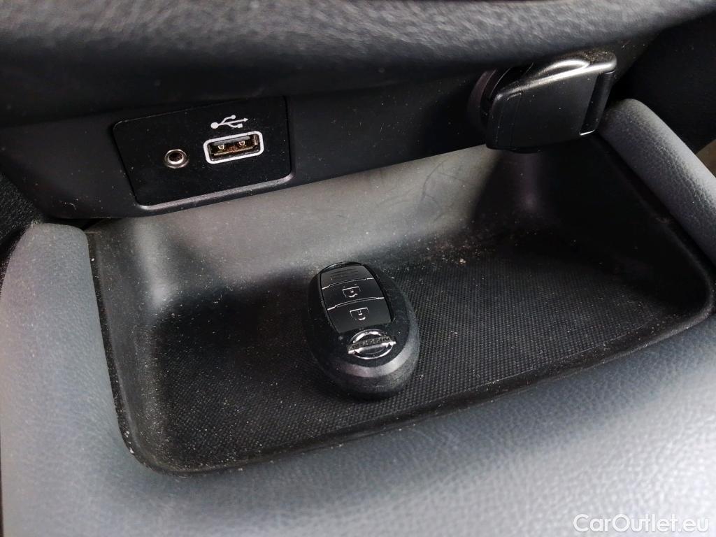  Nissan  Juke NISSAN  / 2019 / 5P / crossover DIG-T 84 kW (114 CV) 6M/T N-Connecta #2