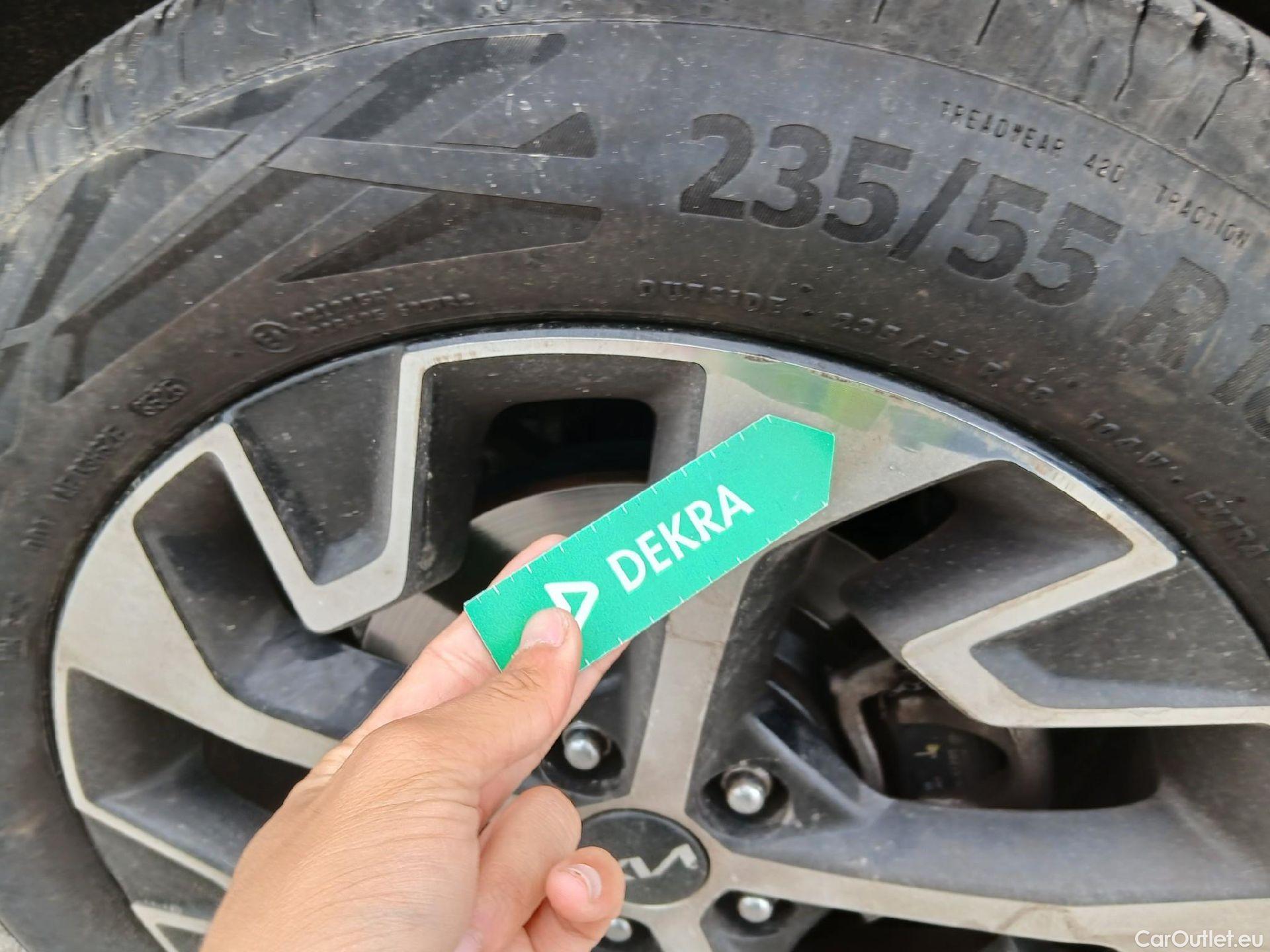  KIA  Sportage KIA  / 2022 / 5P / todoterreno 1.6 T-GDi HEV 171kW (230CV) Tech 4X2 #19