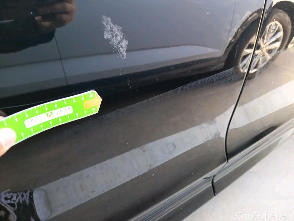  Land Rover  Discovery LAND ROVER  Sport / 2019 / 5P / todoterreno 1.5 I3 300PS AWD PHEV AT R-DYNAMIC HSE #8