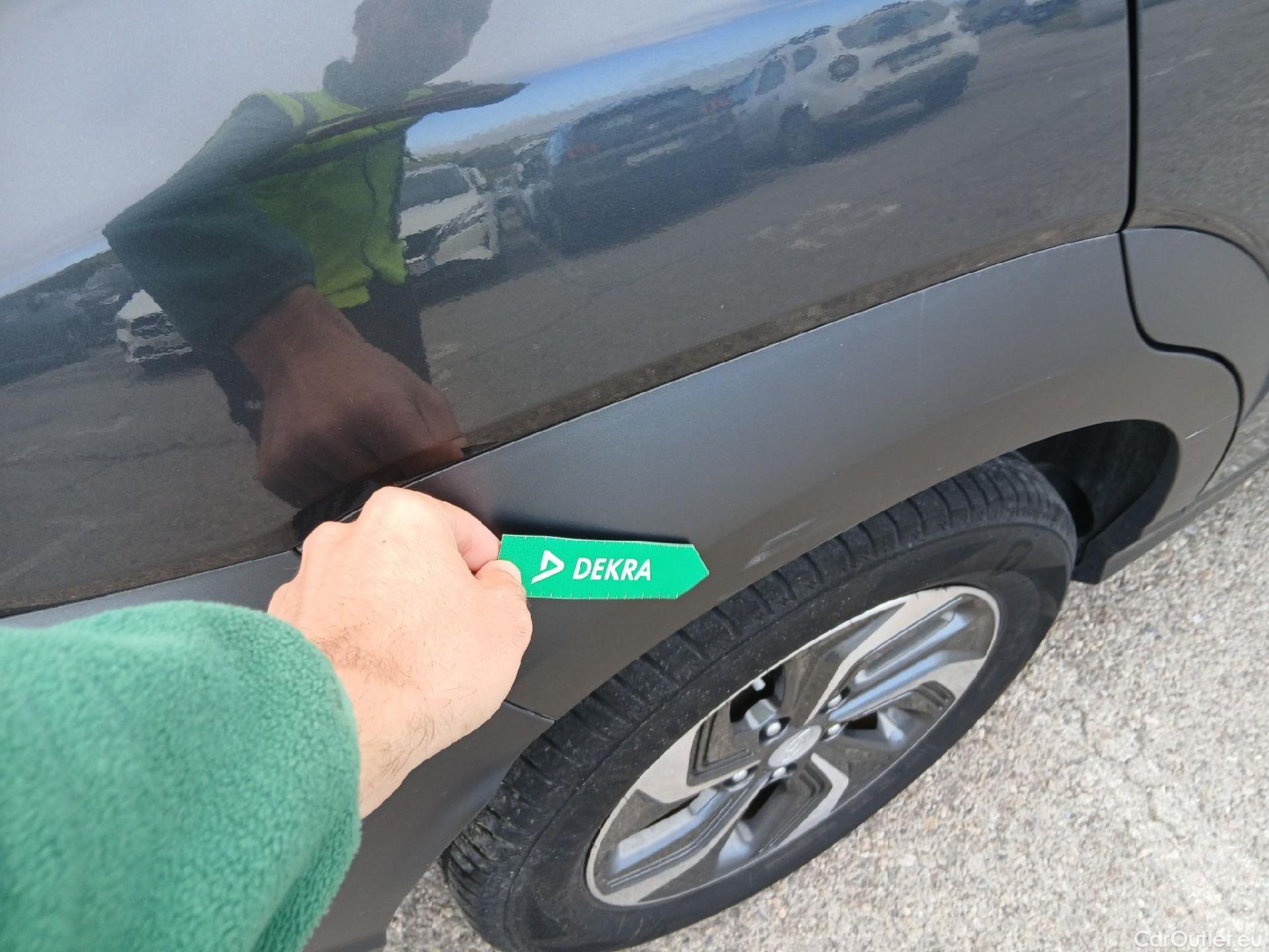  Hyundai  Konna HYUNDAI Kona / 2017 / 5P / todoterreno 1.6 GDI HEV Tecno Red DT #23