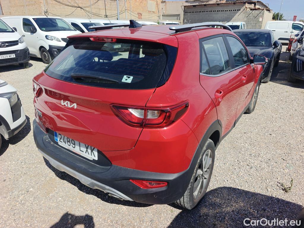  KIA  STONIC KIA  / 2017 / 5P / todoterreno 1.0 T-GDi 74kW (100CV) MHEV iMT Drive #10