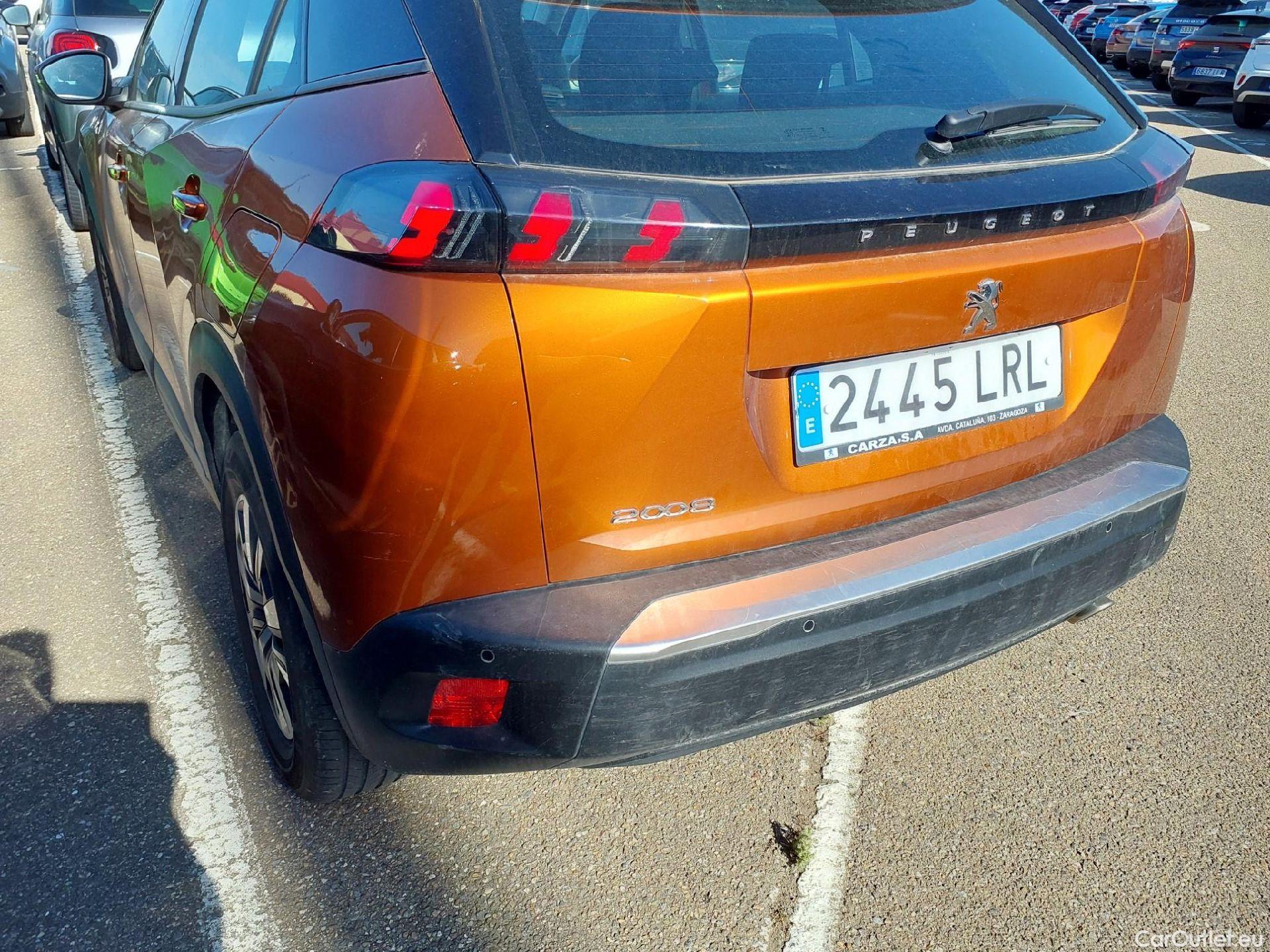  Peugeot  2008 PEUGEOT  / 2019 / 5P / todoterreno Active BlueHDI 81kW (110CV) #11