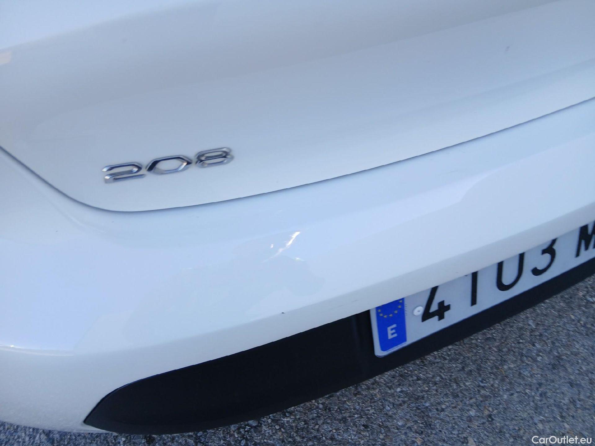  Peugeot  208 PEUGEOT  / 2019 / 5P / berlina con portón BlueHDi 73kW (100CV) Active (CM) #6