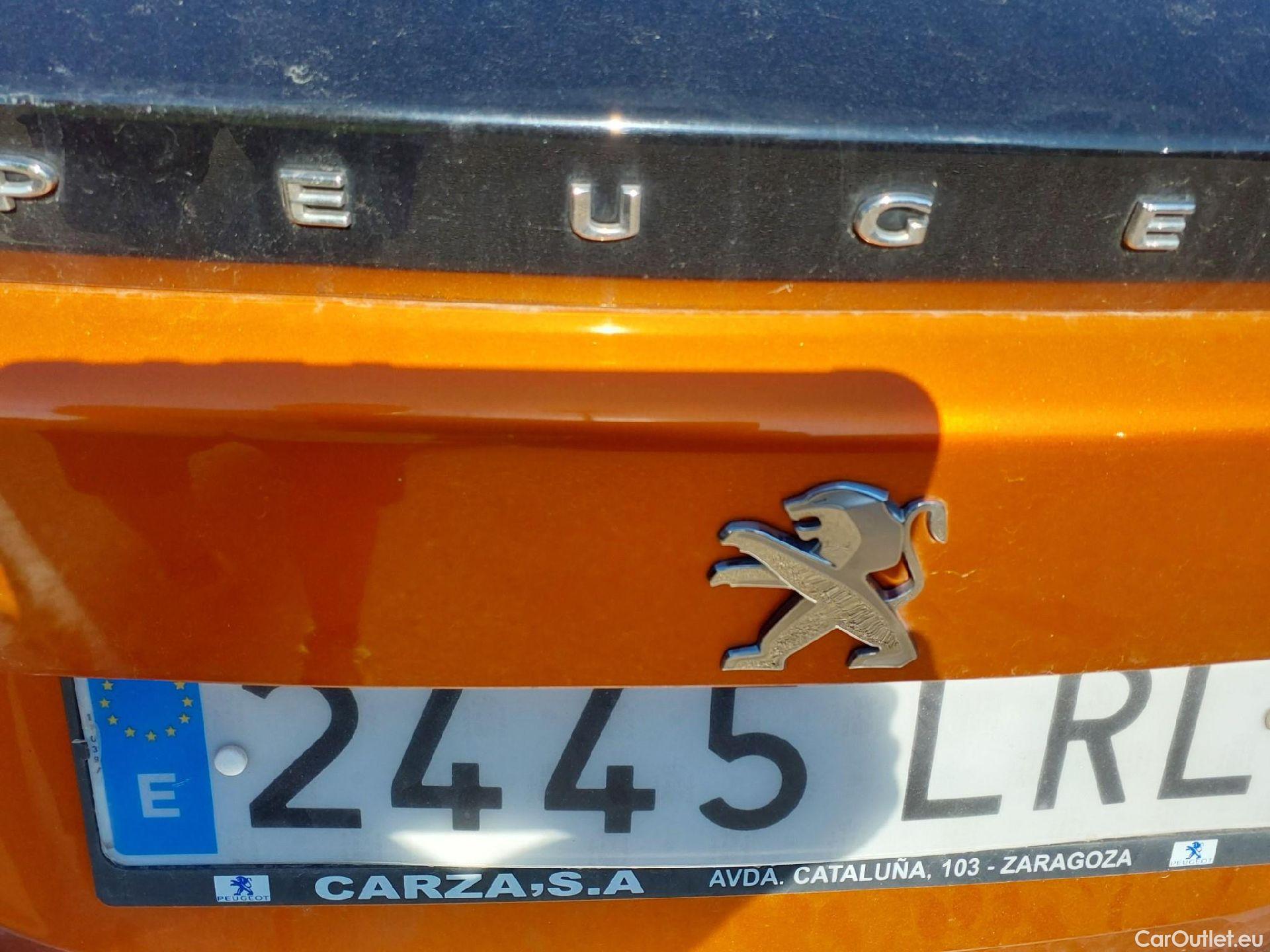  Peugeot  2008 PEUGEOT  / 2019 / 5P / todoterreno Active BlueHDI 81kW (110CV) #15