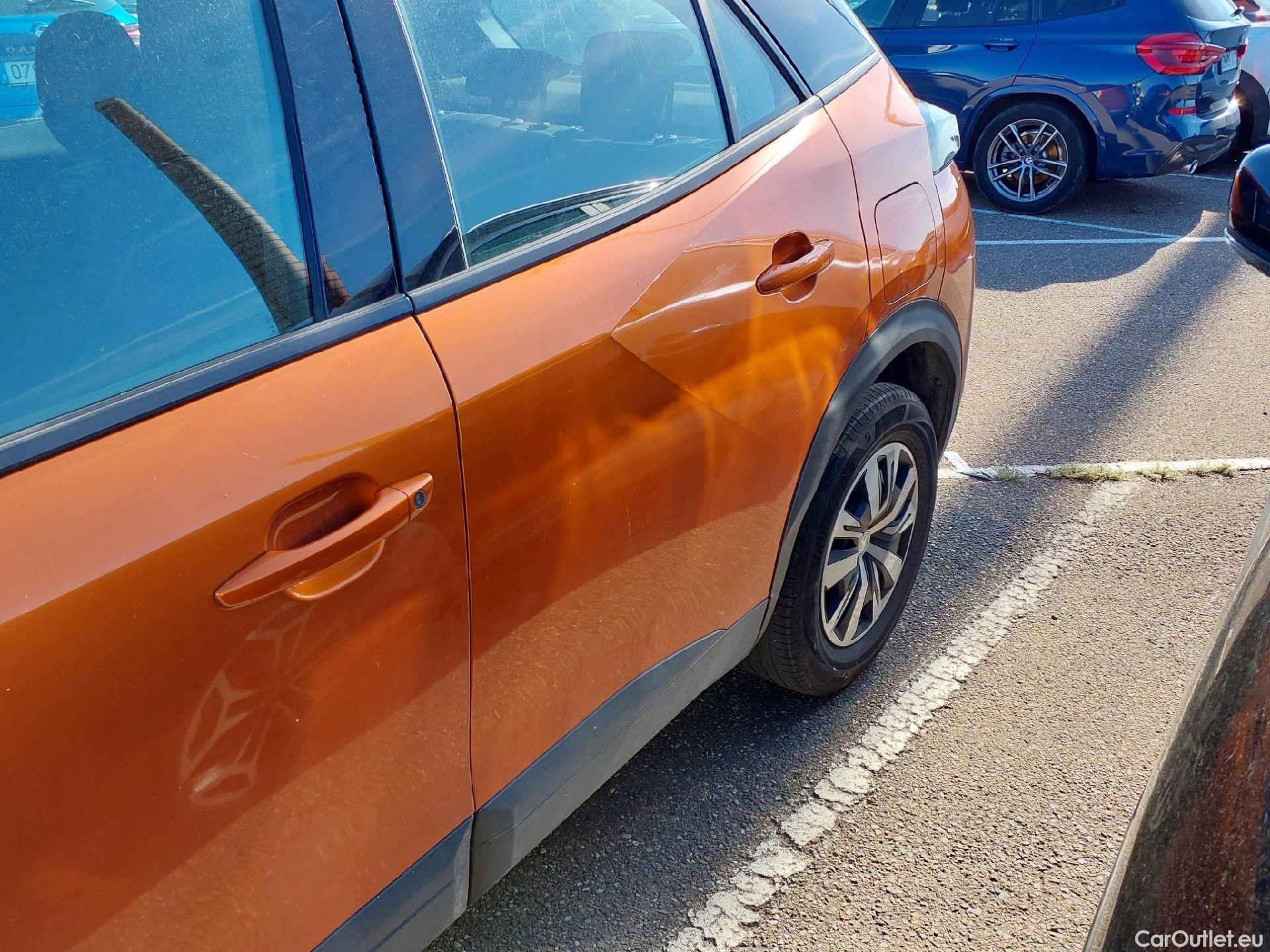  Peugeot  2008 PEUGEOT  / 2019 / 5P / todoterreno Active BlueHDI 81kW (110CV) #8