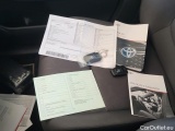  Toyota  RAV4 TOYOTA  / 2018 / 5P / todoterreno 2.5l 220H Business 4WD #9