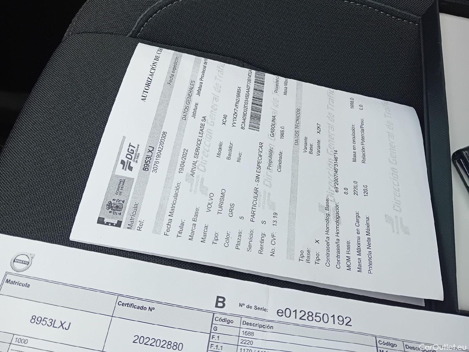  Volvo  XC 40 VOLVO XC40 / 2017 / 5P / todoterreno 2.0 B3 G Momentum Pro Auto #2