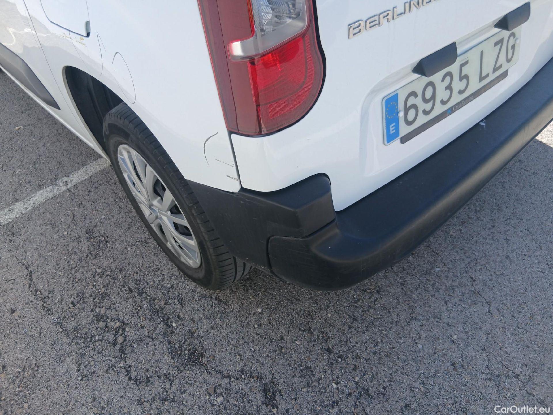  Citroen  Berlingo CITROEN  / 2018 / 5P / combi Talla M BlueHDi 100 S&S LIVE PACK (IND) (AC) #16
