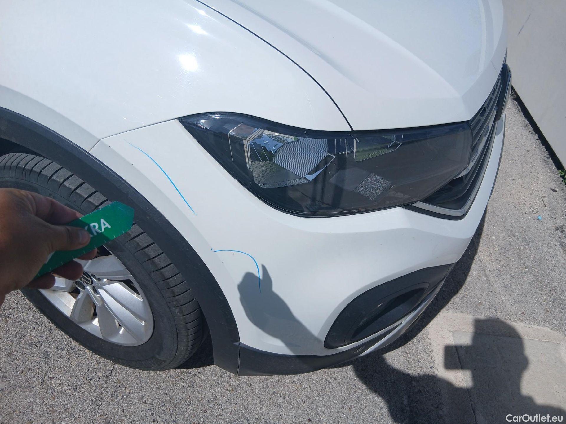  Volkswagen  T-CROSS VOLKSWAGEN  / 2018 / 5P / todoterreno Advance 1.0 TSI 81kW (110CV) #5